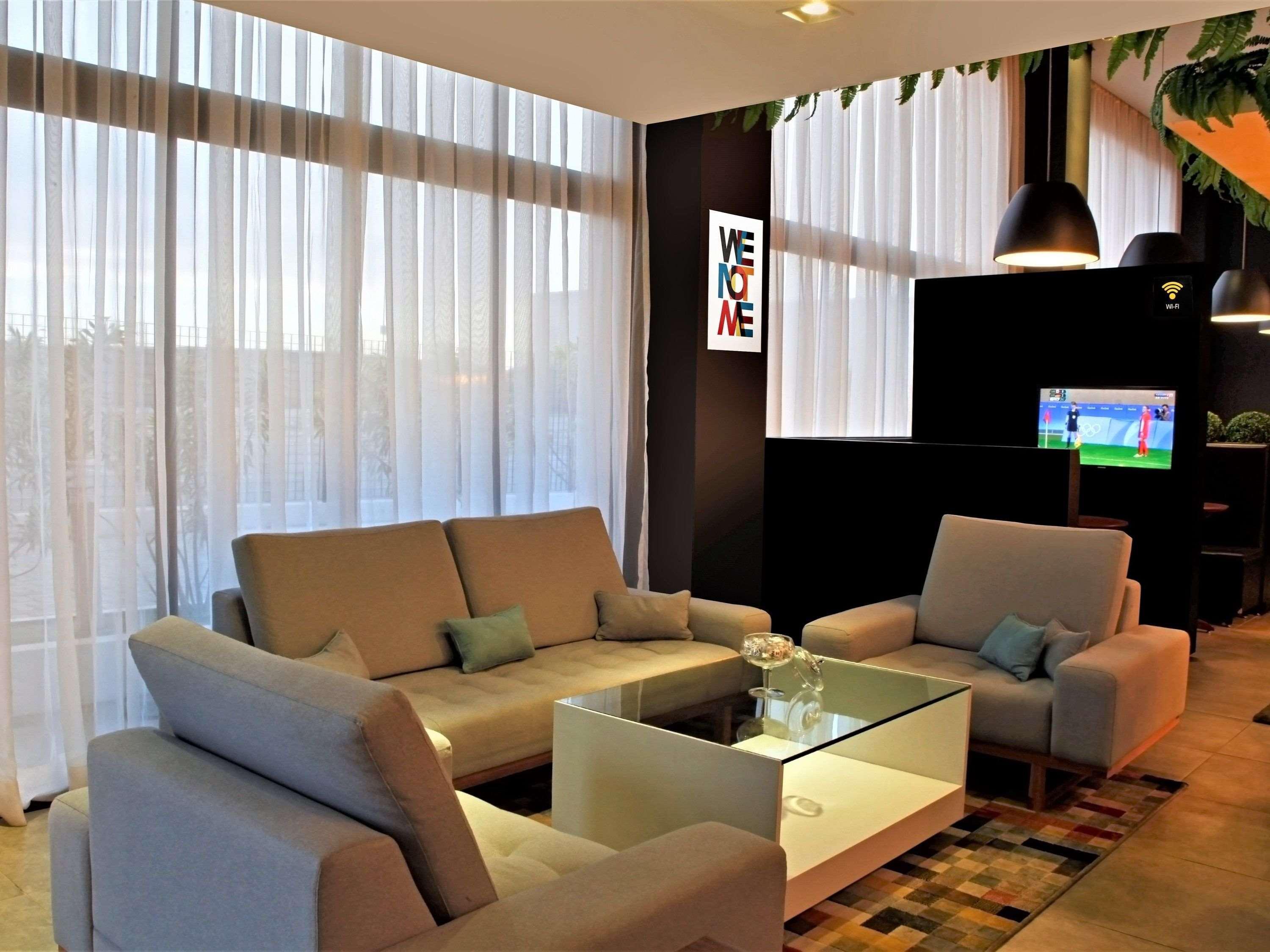 Ibis Styles Maracanaú Exteriör bild